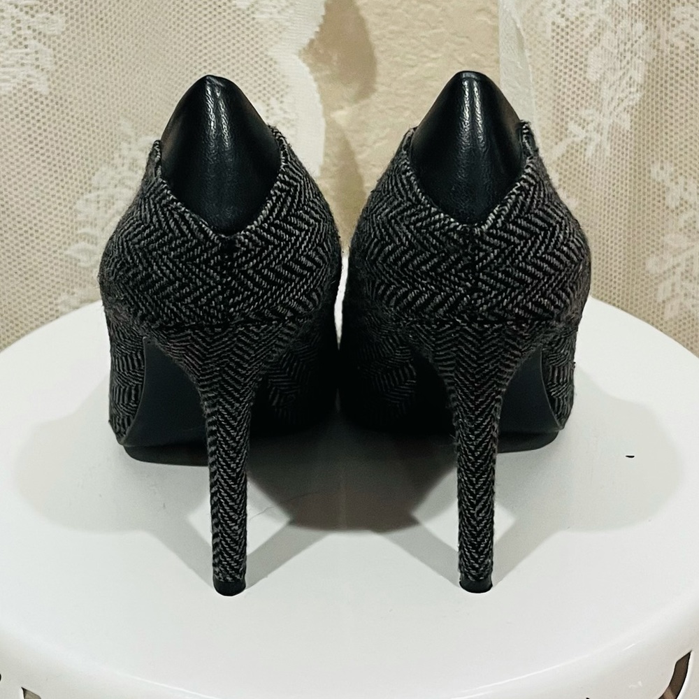 Bcbgeneration Chevron Pattern Heels - image 5